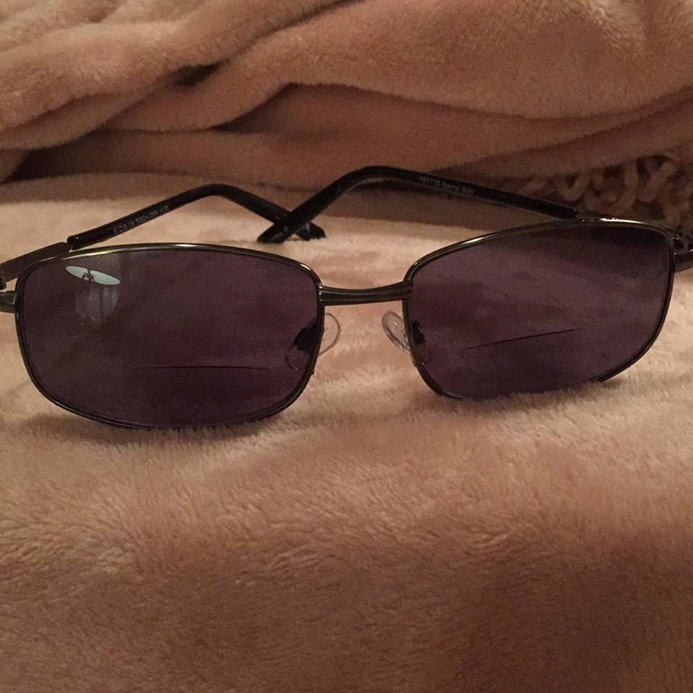 BIFOCAL SUNGLASSES 2.00